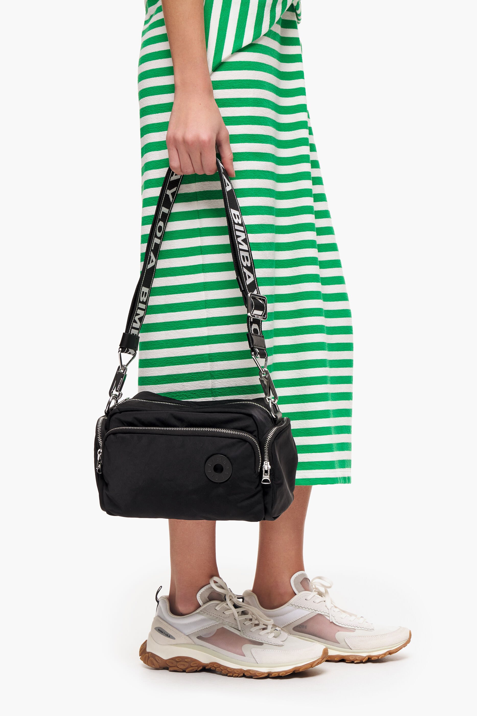 Bolsa de ombro M em nylon preto