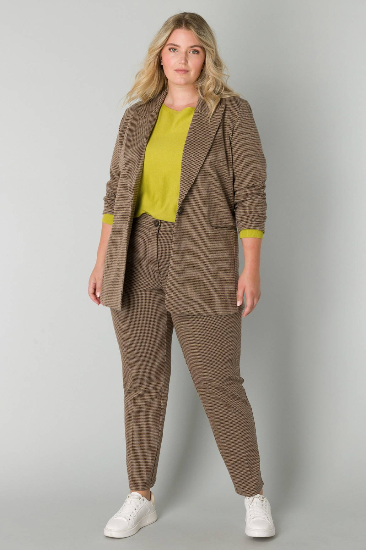 Yesta geruite rechtvallende blazer bruin