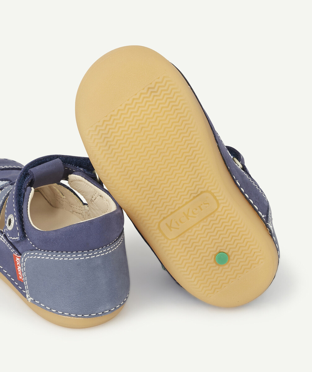 KICKERSLES SANDALES PREMIERS PAS EN CUIR AUX NUANCES DE BLEU