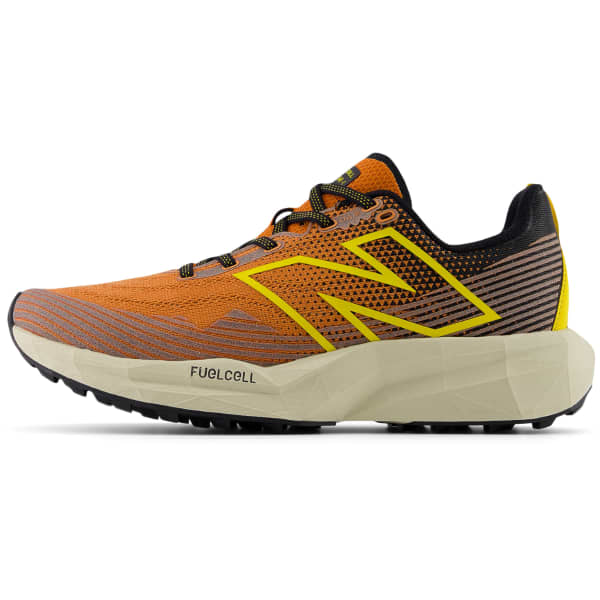 Chaussure trail NEW BALANCE FUELCELL VENYM M INFIELD CLAY