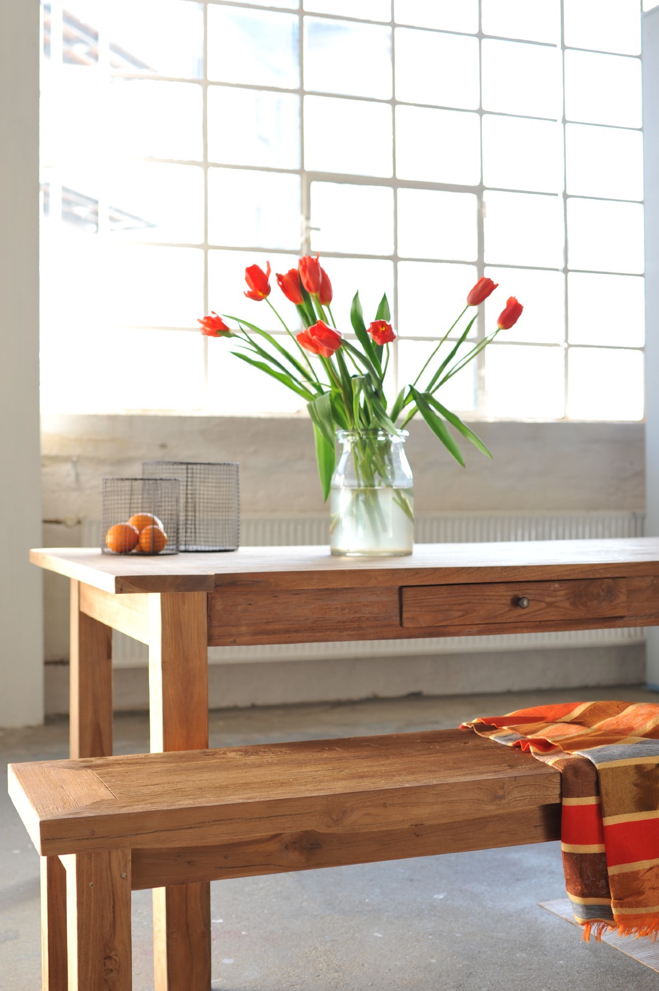 Holzbank aus recyceltem 'Teak', natur, L 140 cm, B 35 cm, H 47 cm von fischer's lagerhaus