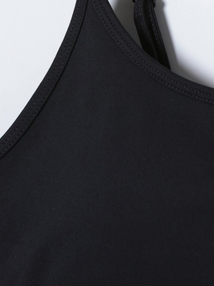 Camiseta esportiva com faixa de texto - Preta