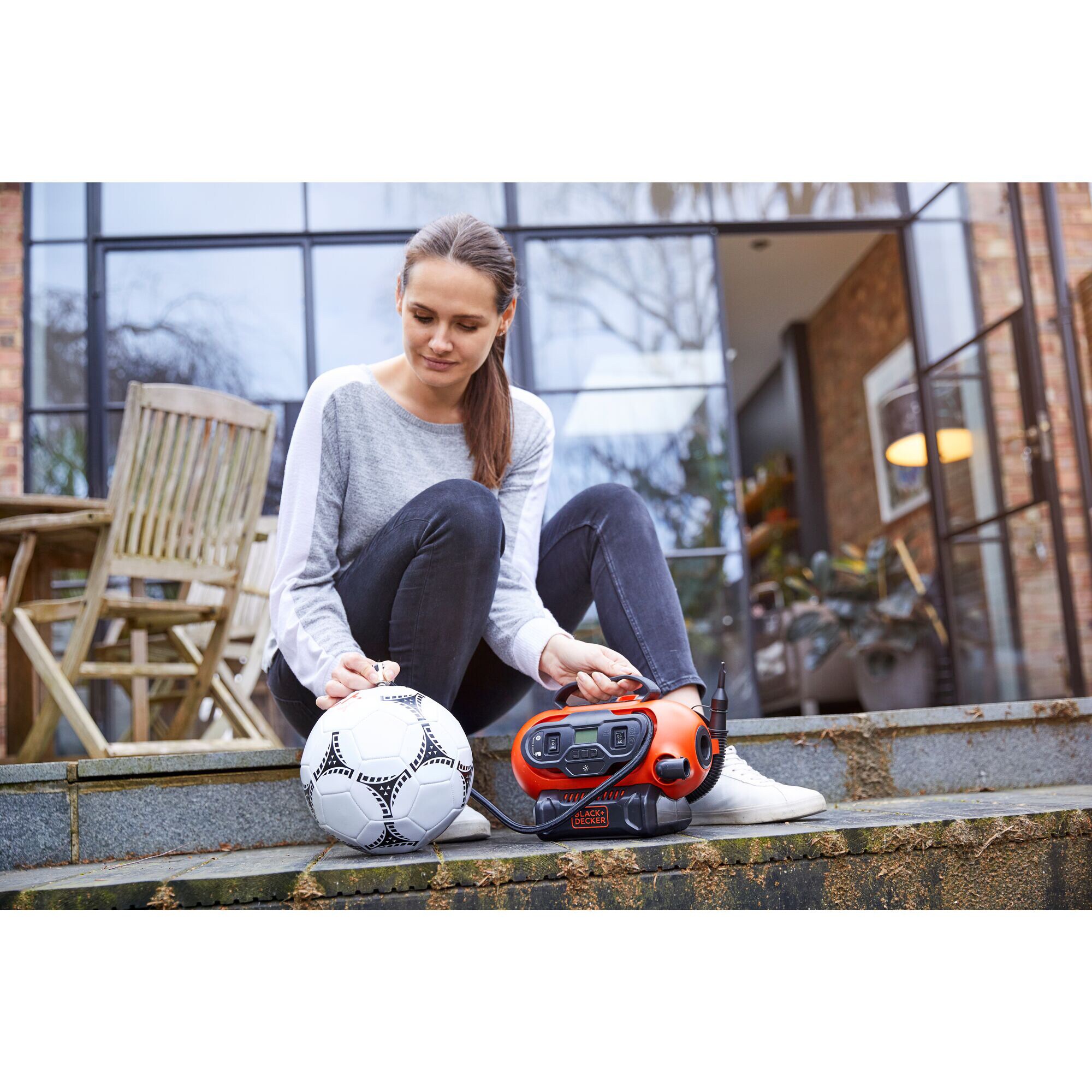 BLACK+DECKER Luftpumpe Akku-Kompressor BDCINF18N, 18Volt, 11bar