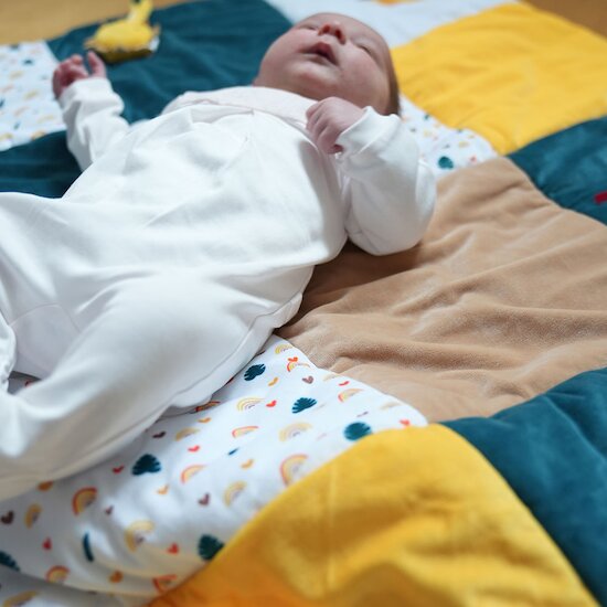 Tapis d'éveil XL Safari   100 x 100 cm   de               Formula Baby