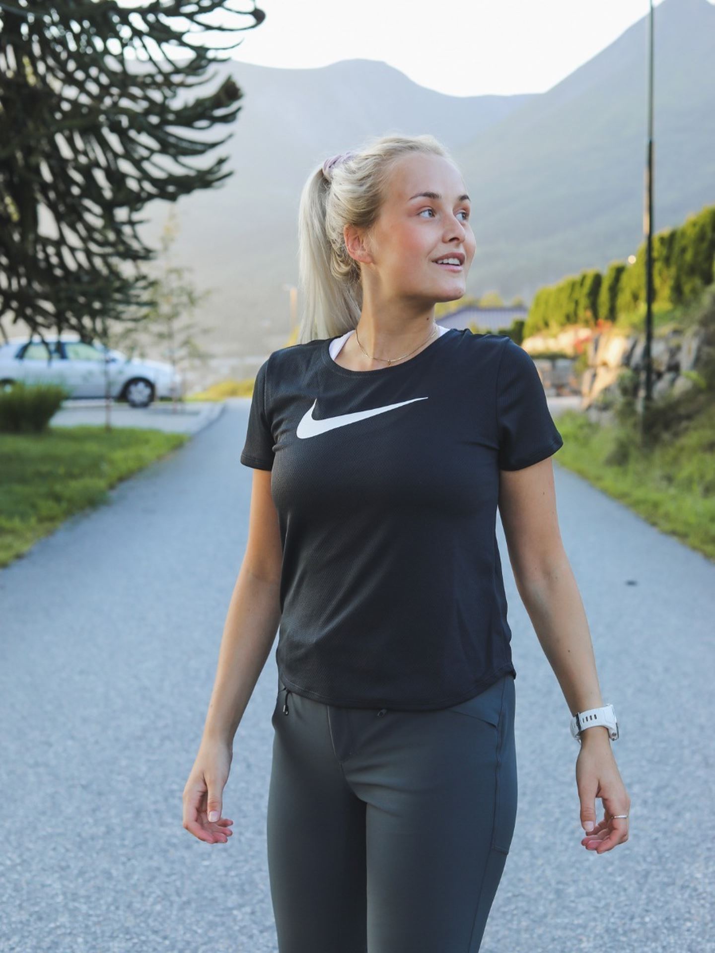 Swoosh Run Tee