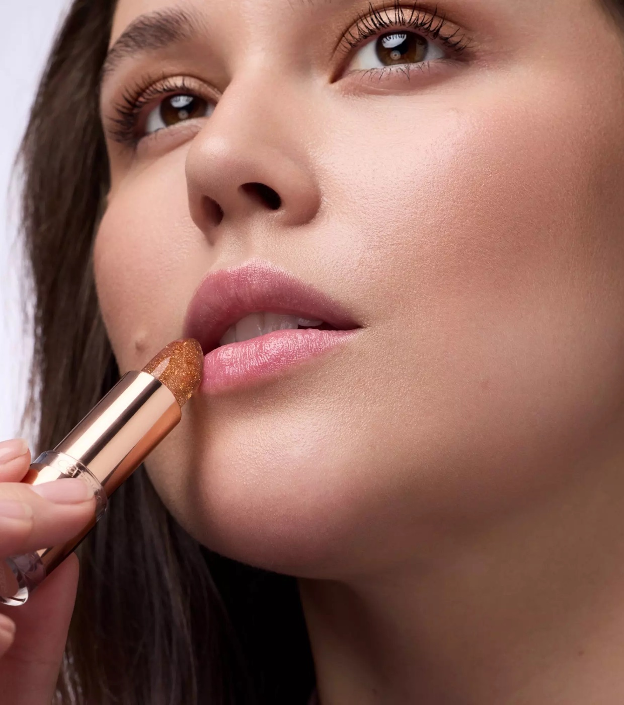 Catrice - Protetor labial Glam In Gold Glow