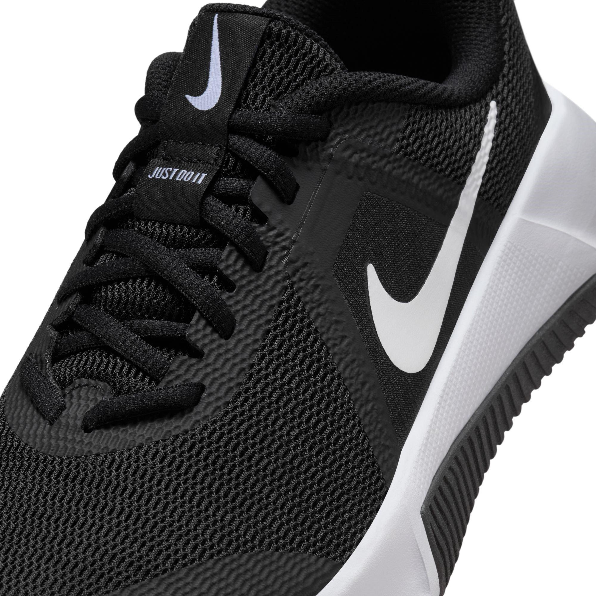 Nike MC Trainer 3 Womens Workout Shoes