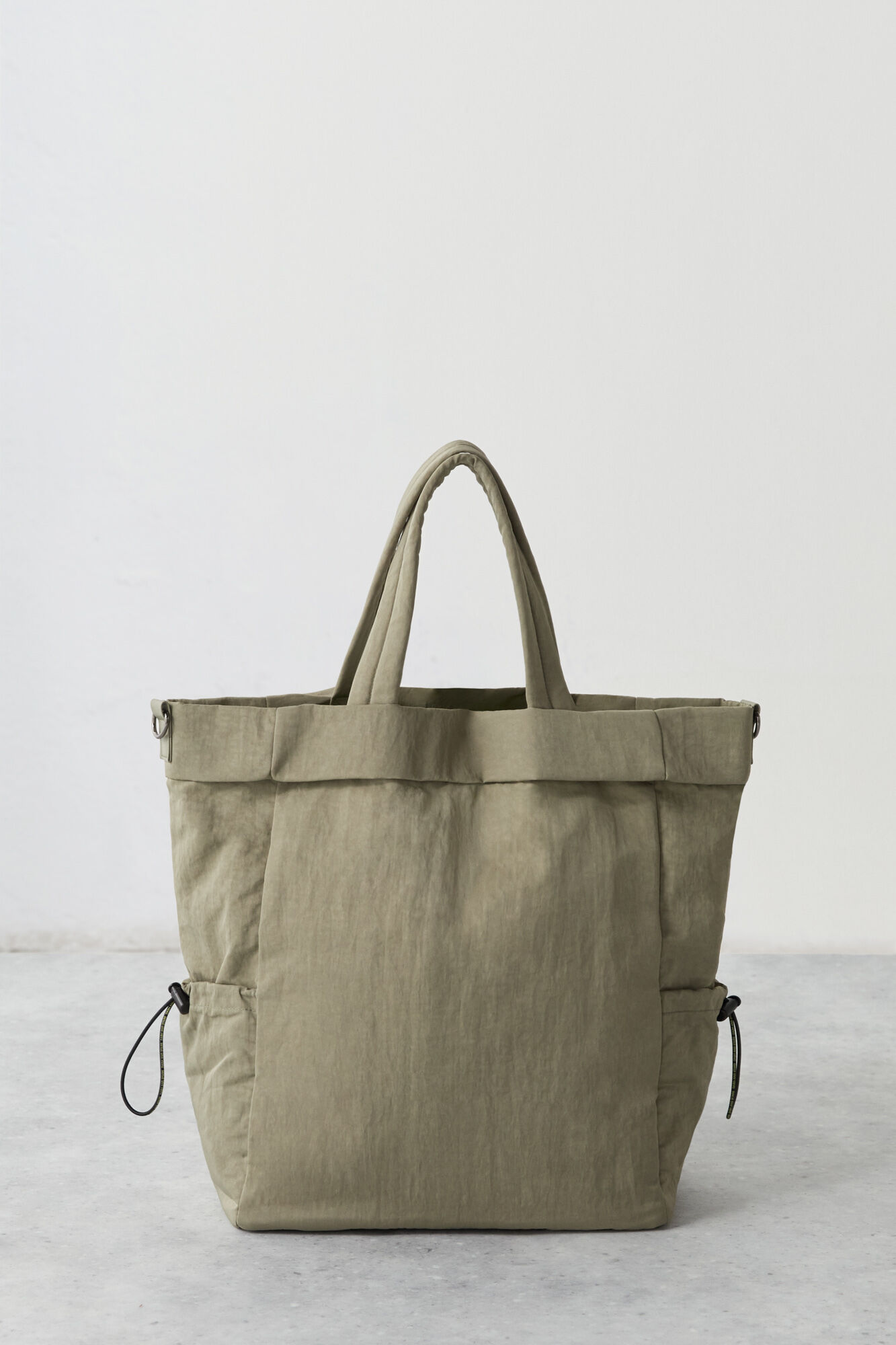 Bolsa de compras verde-oliva - bege