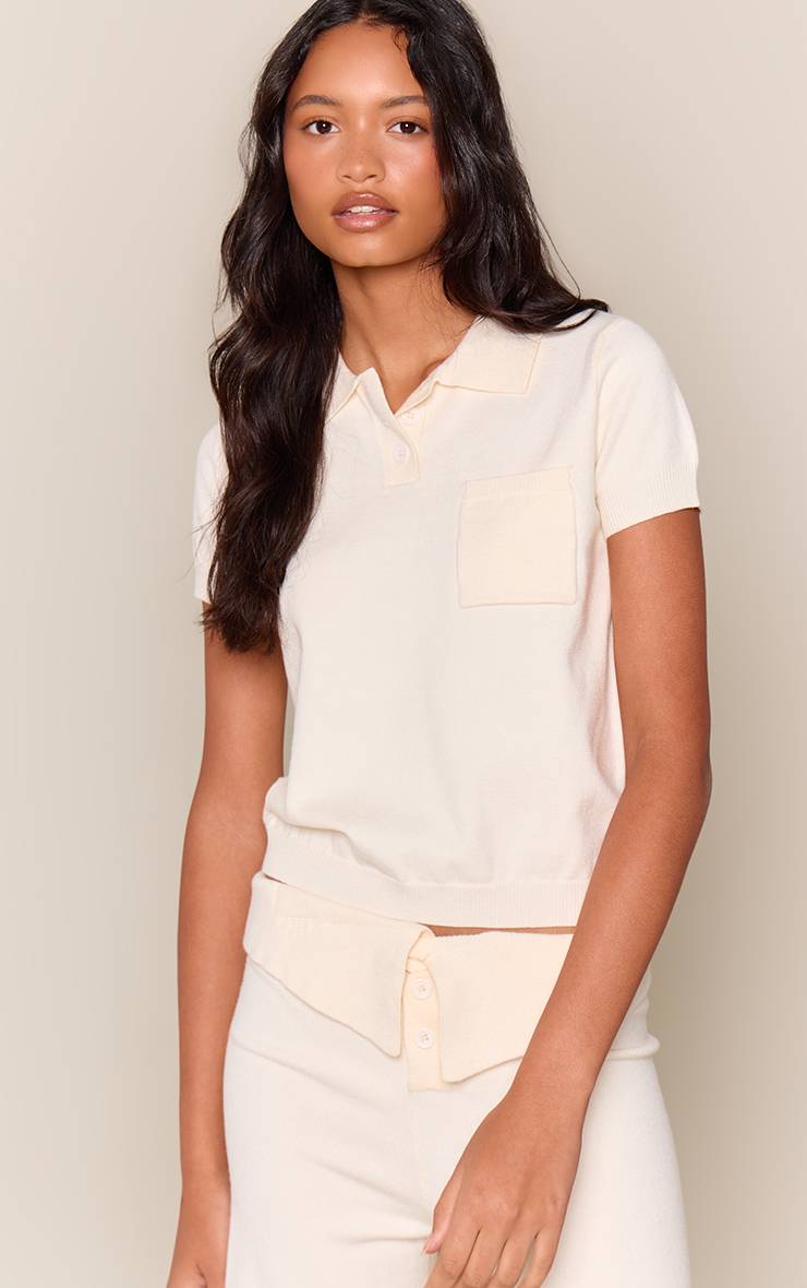 Crème Haut Polo Tricoté À Détail Poche