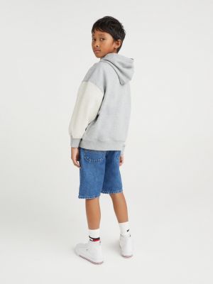Shorts jeans essenciais de corte reto e moderno