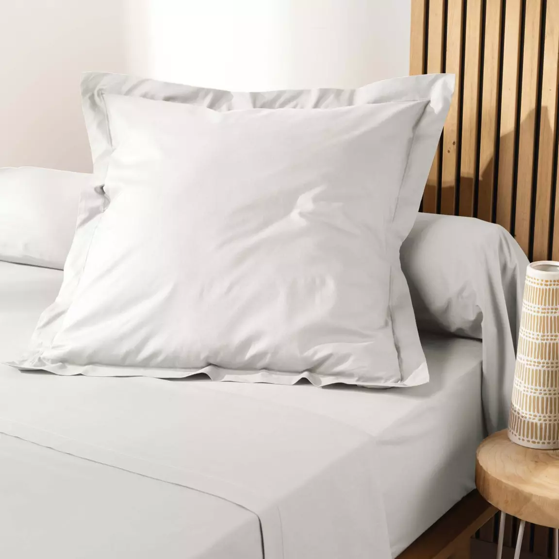 Taie d'oreiller carrée coton bio (63 x 63 cm) Biolina Blanche