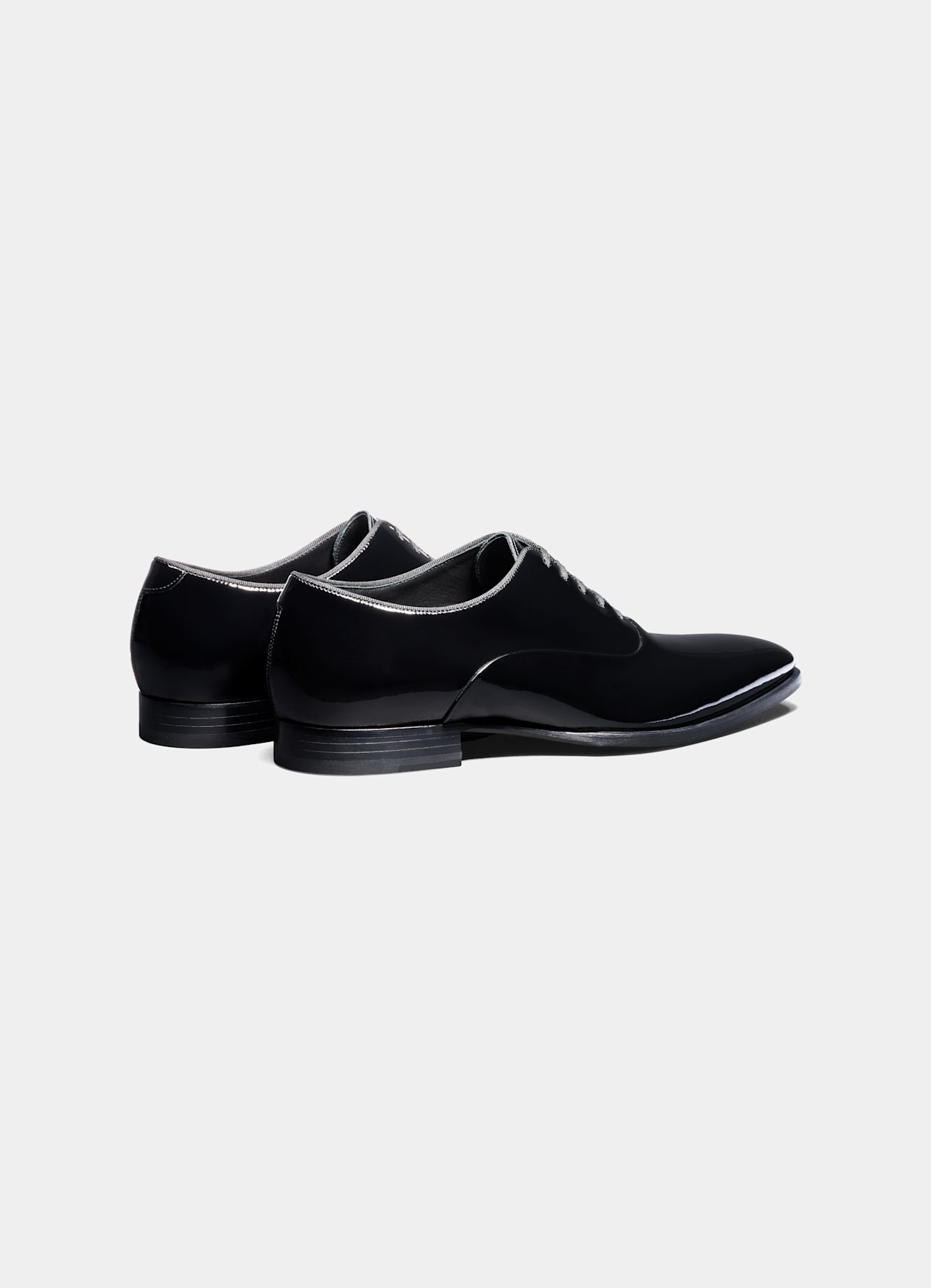 Smoking Oxford noir