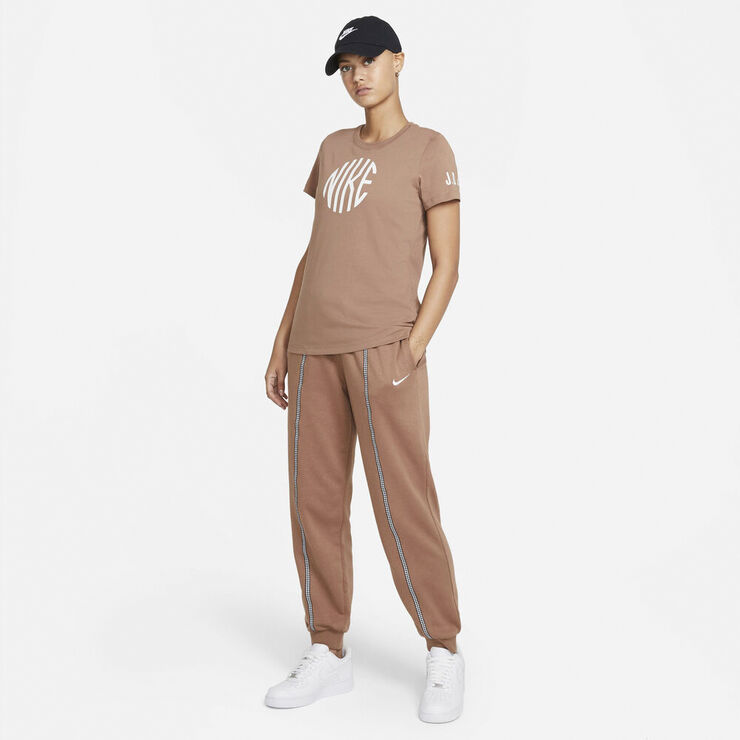 Nike Sportswear T Shirt Brun