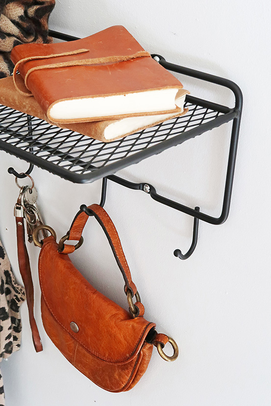 Puhlmann  Coatrack Frame-60