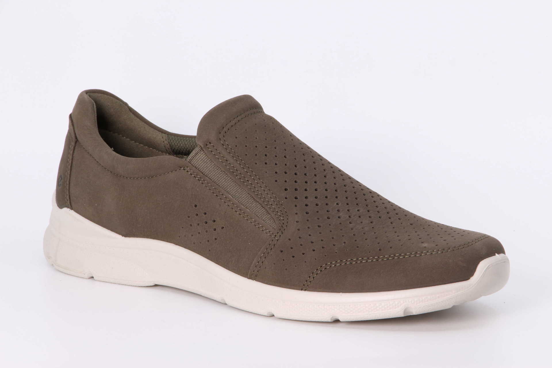 Ecco Irving tarmac