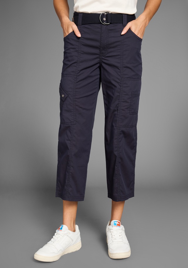 KangaROOS Caprihose  mit seitlich aufgesetzten Taschen