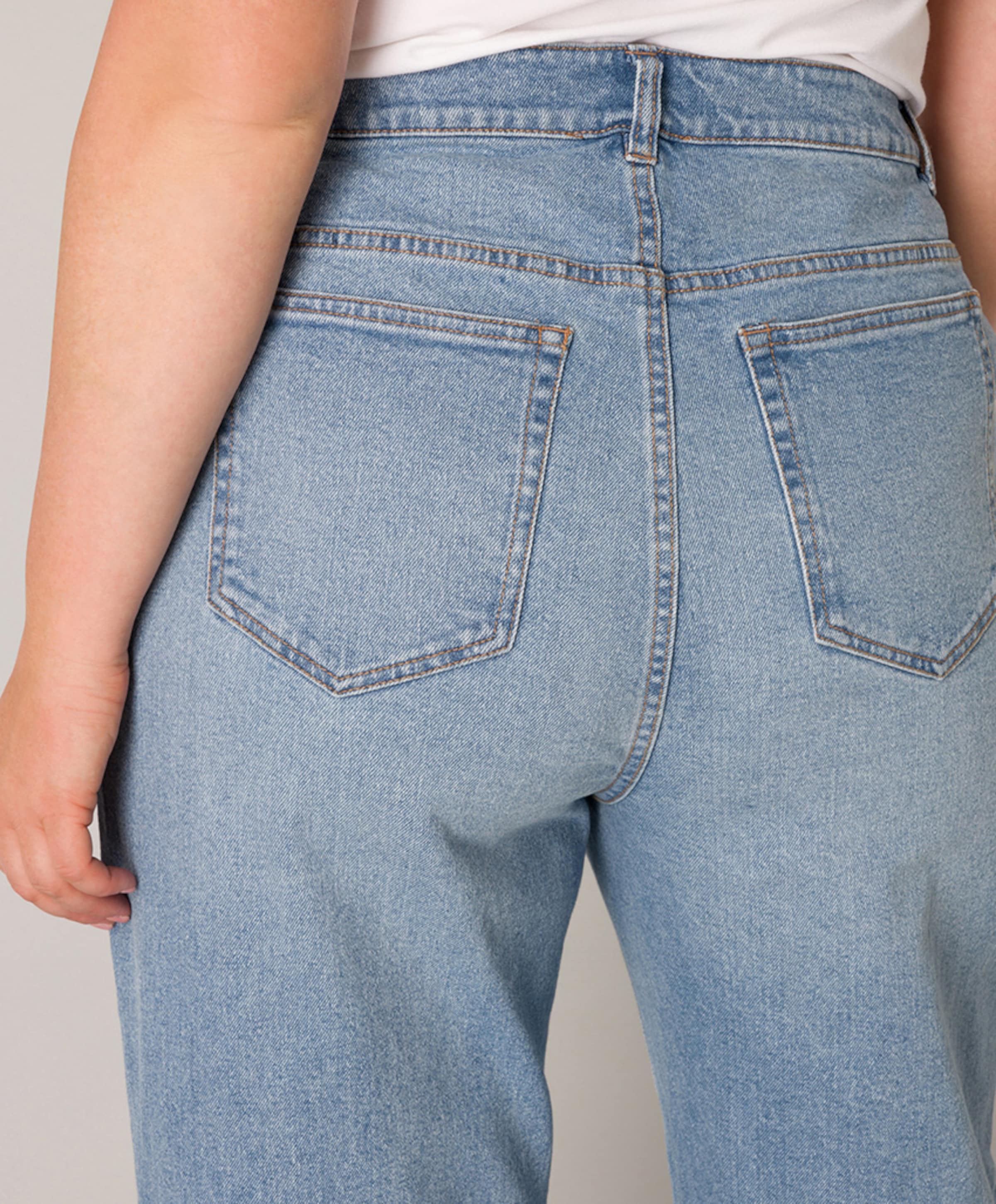 Base Level Curvy Amylia jeans blauw