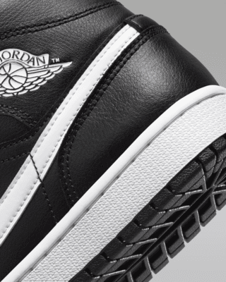 Air Jordan 1 Mid Women's Shoes