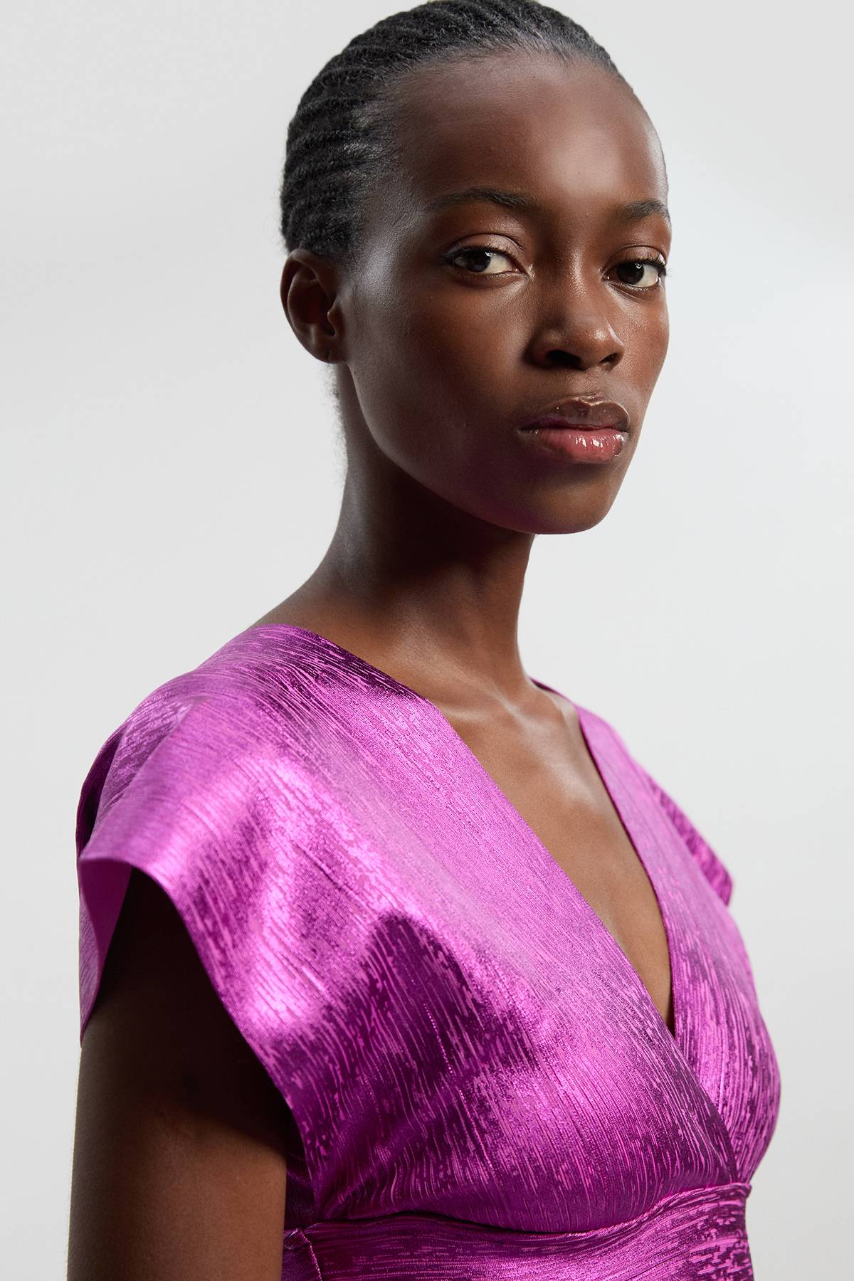 KarenMillen Robe Longue Moulante en Maille à Manches Ange et Finition Métallisée