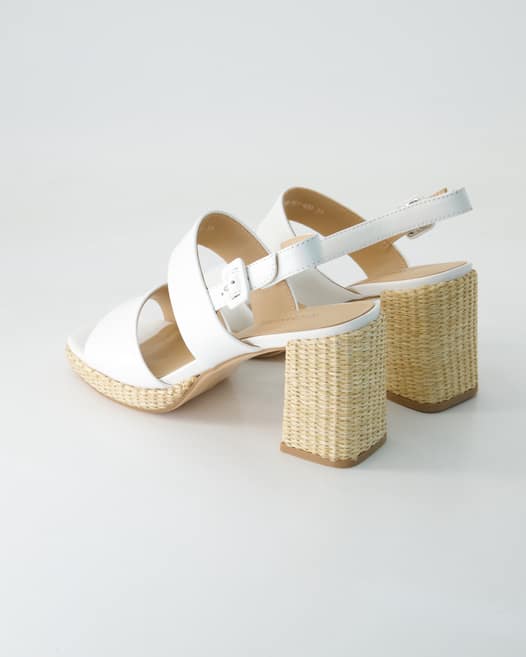 Regarde Le Ciel Annabel 03 Sandalen in Weiß
