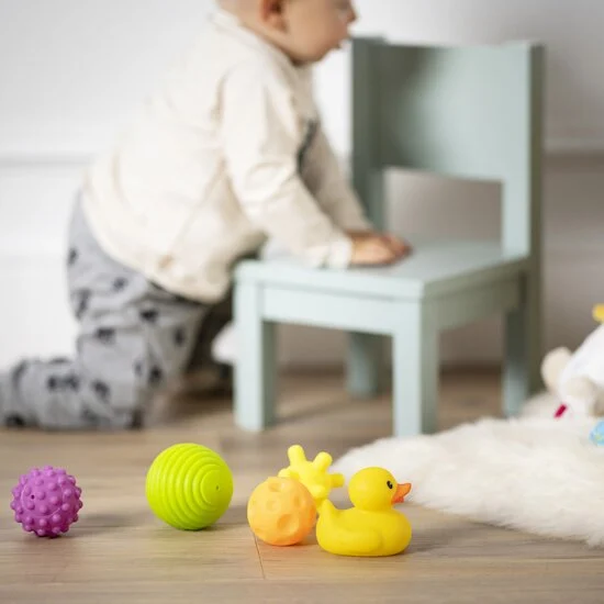 Lot de 6 balles sensorielles   de               Formula Baby