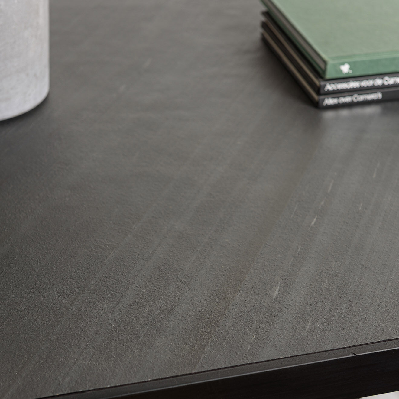 Macabane Table à manger plateau effet pierre Basile noire - 220x110x76 cm