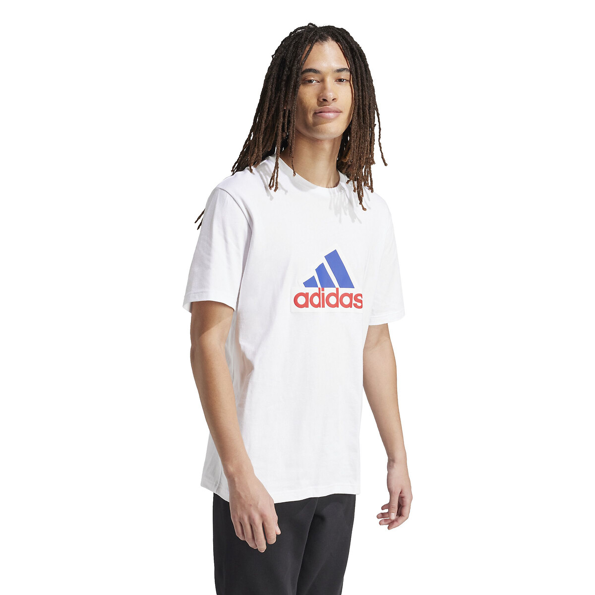 ADIDAS ROUPAS ESPORTIVAS<br>Camiseta de manga curta com logotipo em relevo