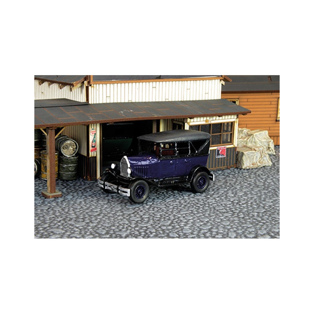 Nash LaFayette Boxed Resin Car Set