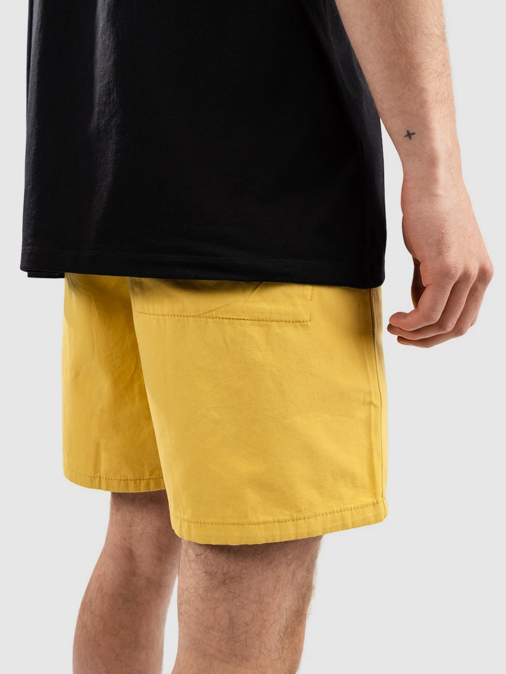 Patagonia Funhoggers Shorts surfboard yellow
