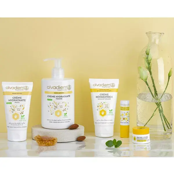 Creme reparador para mãos e unhas Alvadiem Hand Care 50ml