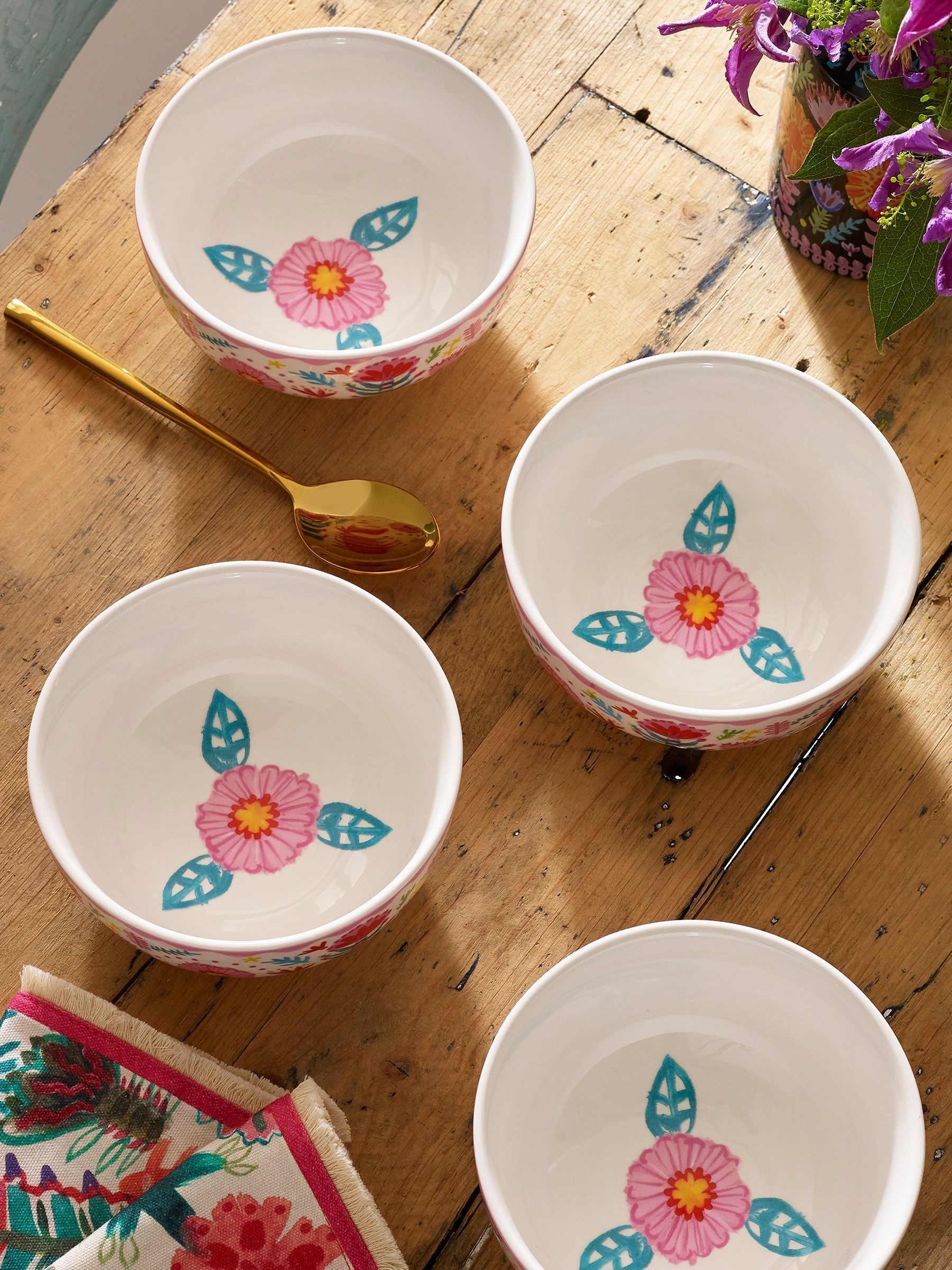 Lucy Tiffney - Set van 4 ontbijtkommen
