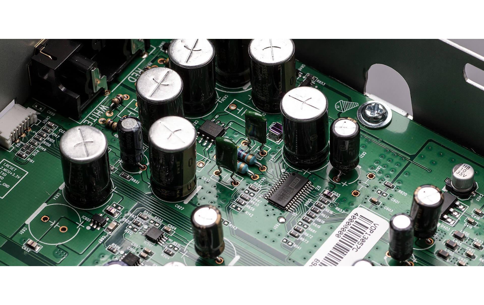 CD-Player DCD-600NE Silber<br>CD-Player mit AL32 Processing
