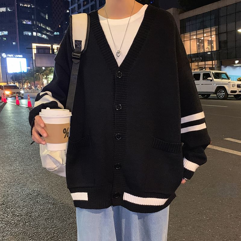 Whyessa - Oversized gebreide cardigan met contrasterende afwerking