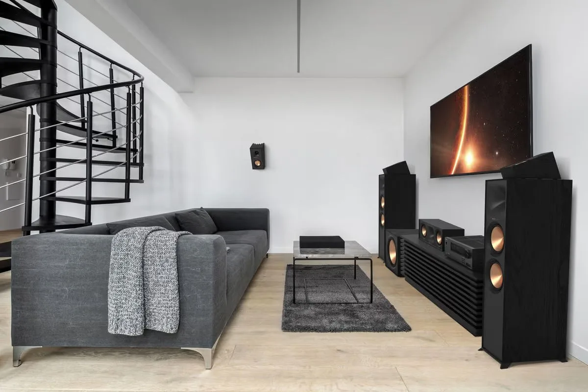 Onkyo TX-NR5100   Klipsch 800F 5.0 Chaînes Grand Spectacle