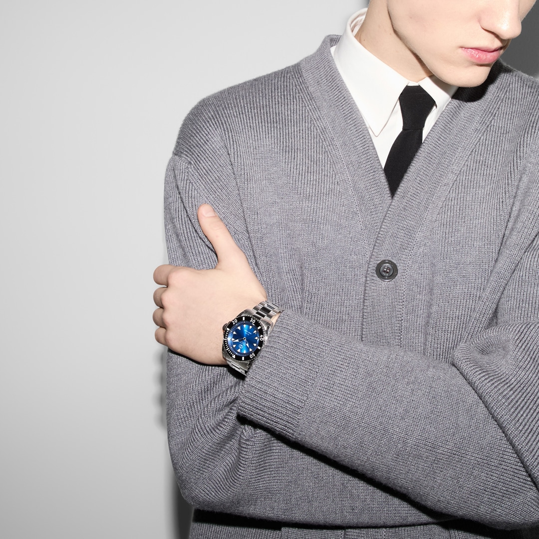 Gucci Dive L Automatic Blau