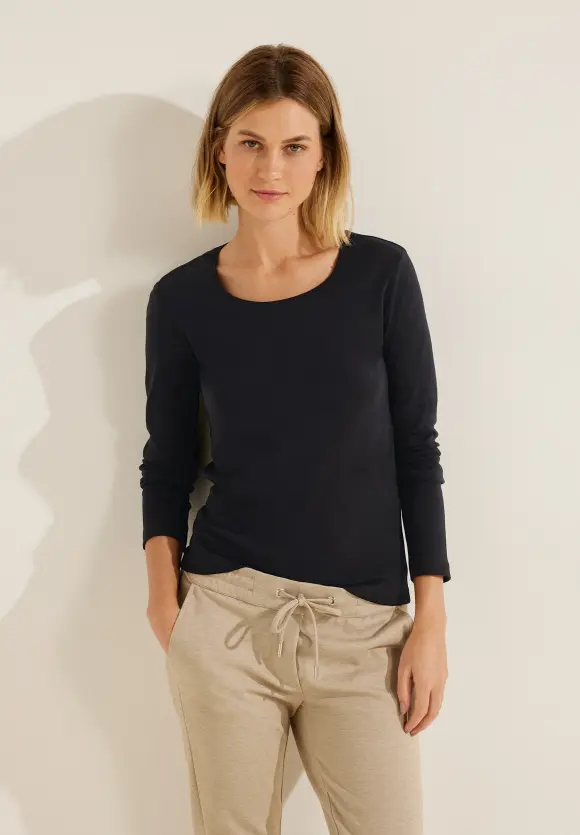 Basic Langarmshirt - Black
