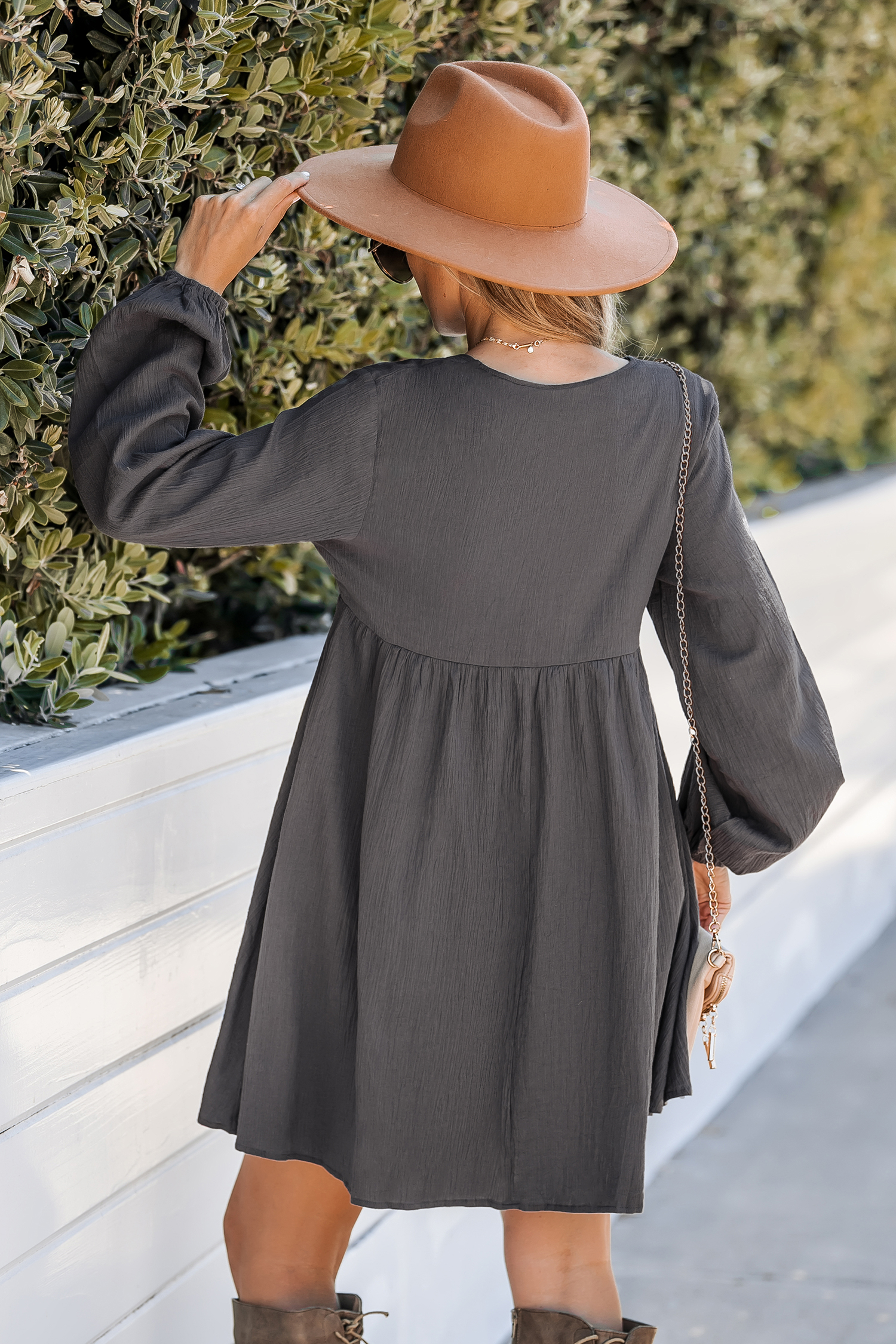 Robe mini en pur coton à manches paysannes
