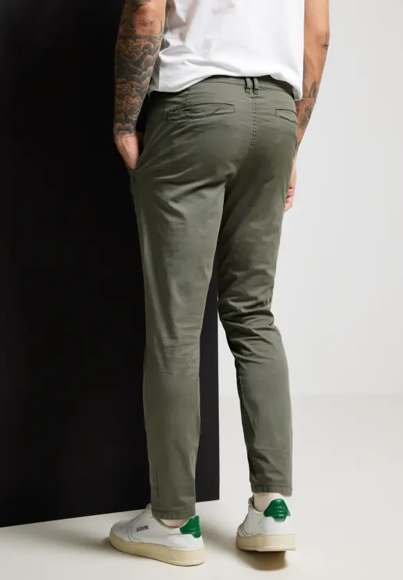 Regular Fit Chinohose - mud green