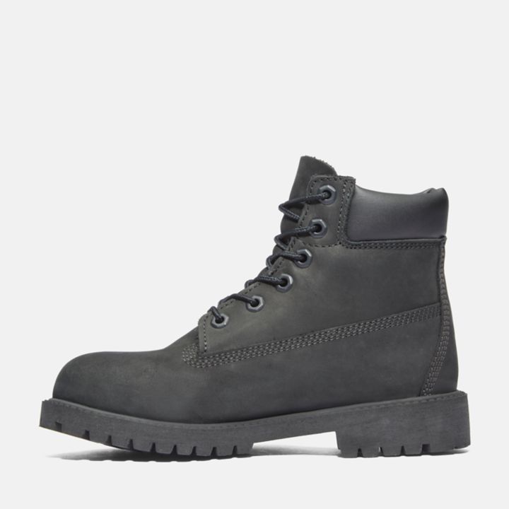 Bota Timberland Premium de 6 polegadas para jovens na cor preta.