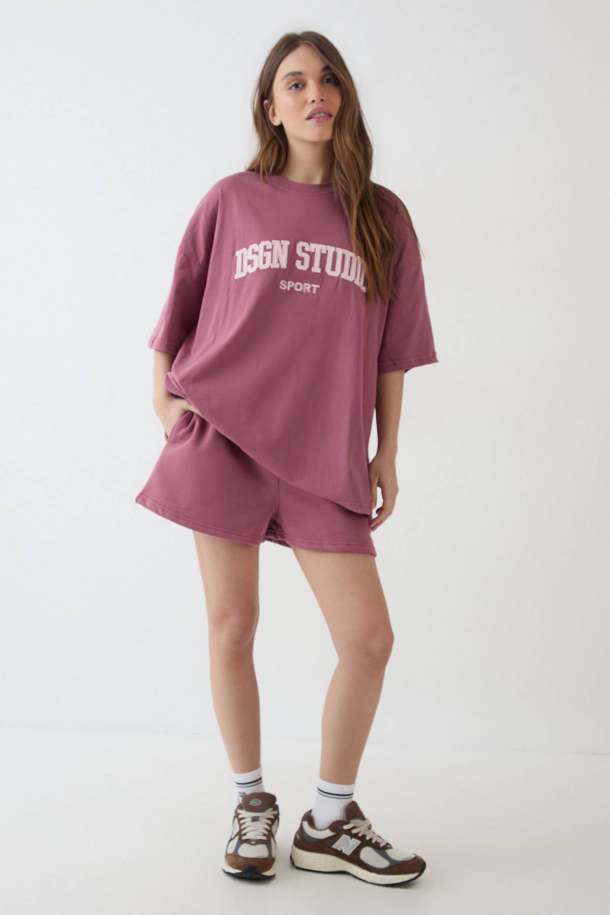 T-shirt Oversize À Appliqué Dsgn Studio