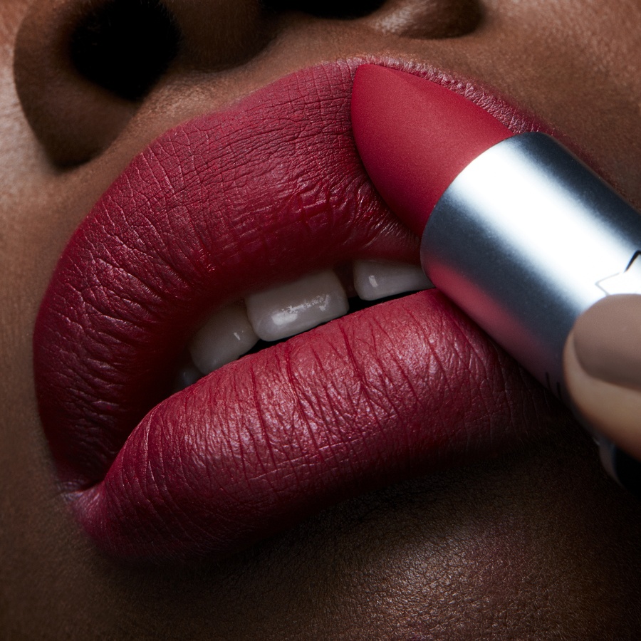 MAC Powder Kiss Lipstick Shocking Revelation 3g