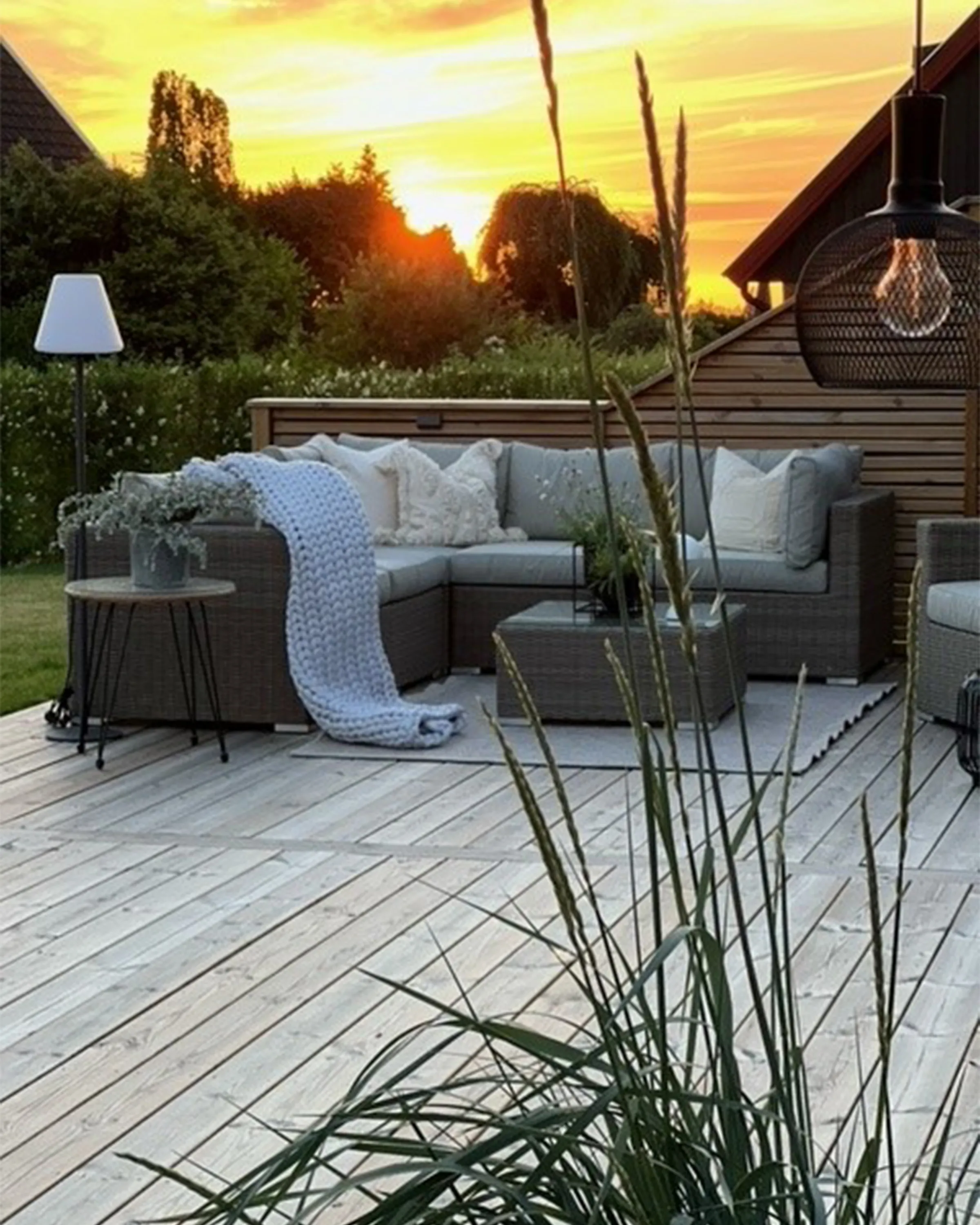 Loungeset met tafel 6-zits CONTARE rechtszijdig modulair PE rotan Taupe