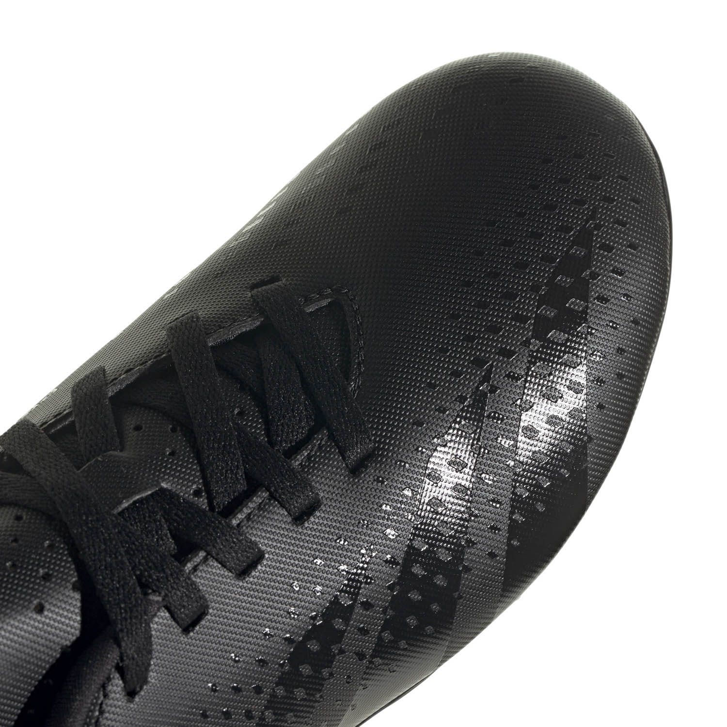 adidas  Predator Accuracy.4 FxG Junior