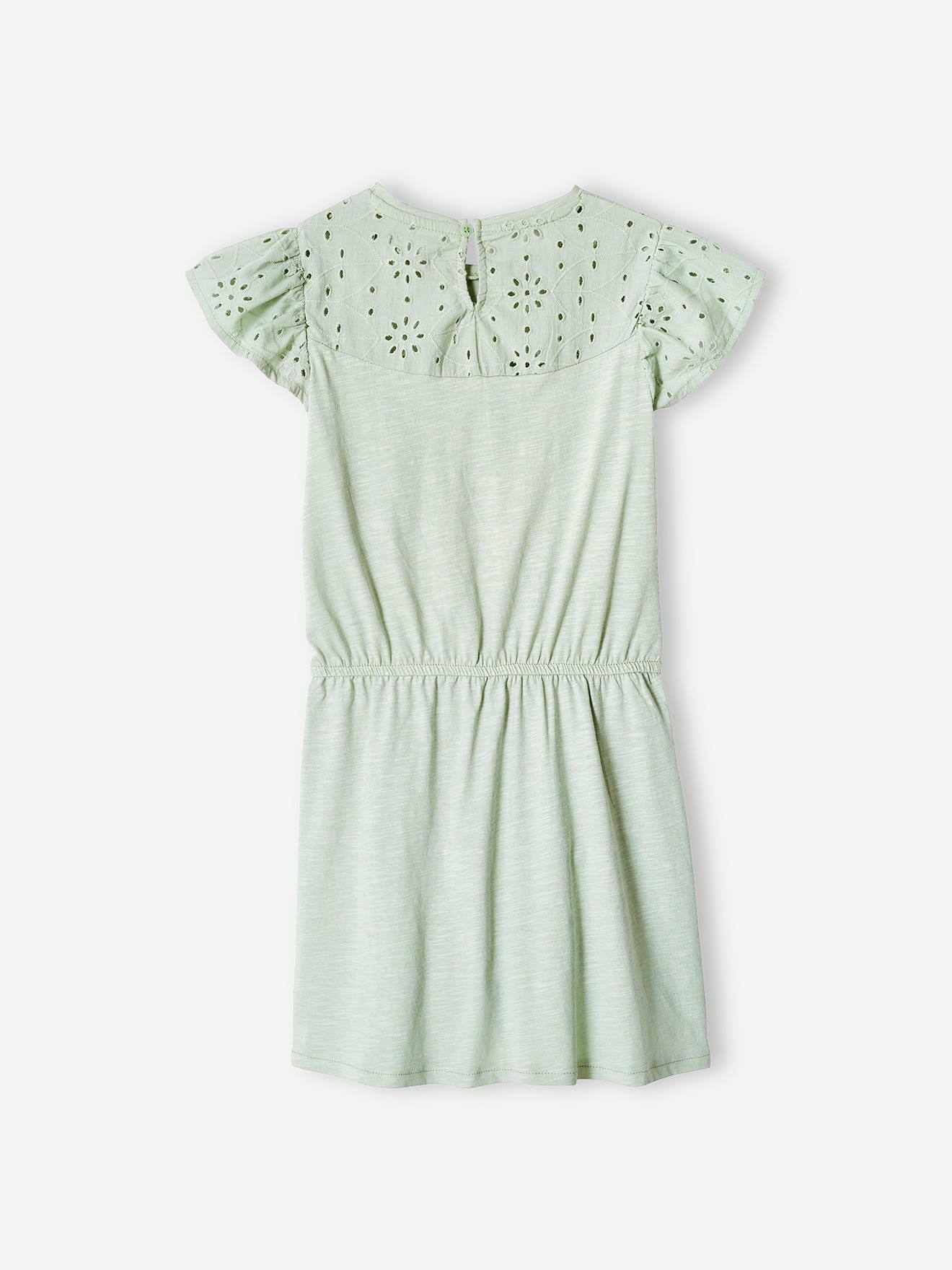 Vestido infantil com detalhes em bordado inglês na cor malva.