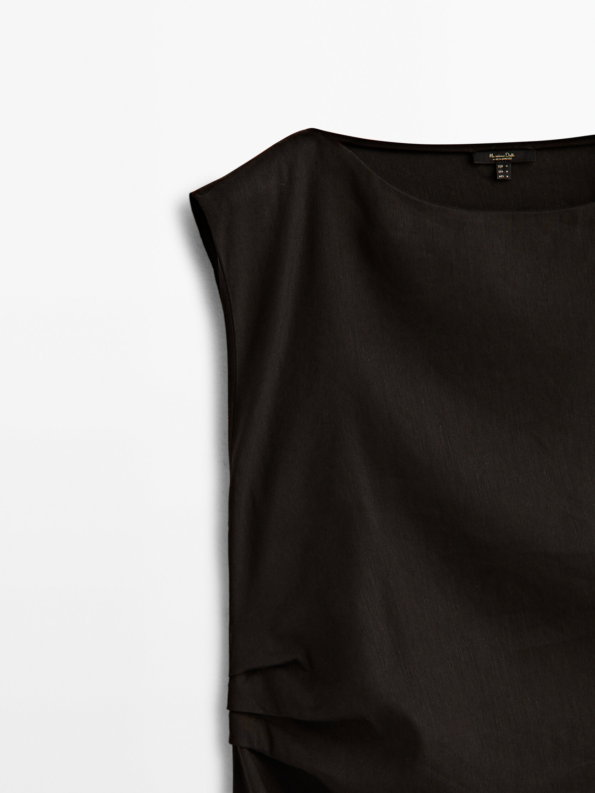 Vestido de linho mezcla com franzido lateral - PRETO