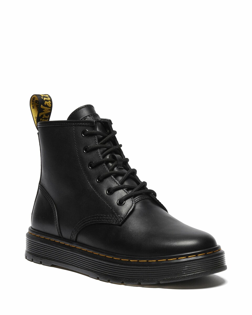 DR. MARTENS<br>Botas Chukka de Couro Brookline