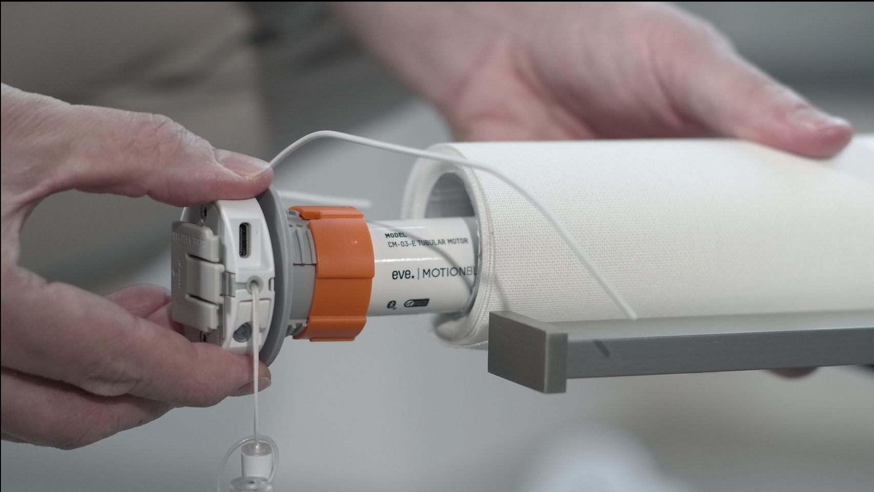 Eve MotionBlinds - Eve MotionBlinds Opgraderingssæt til Rullegardiner (HomeKit)