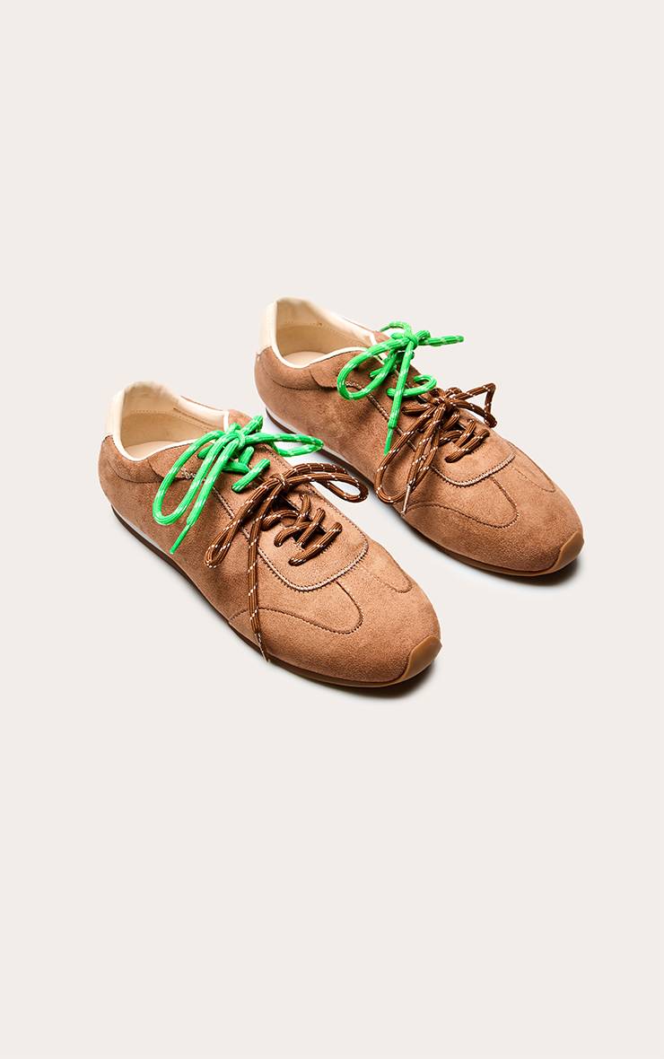 Camel Baskets À Lacets Contrastés En Synthétique