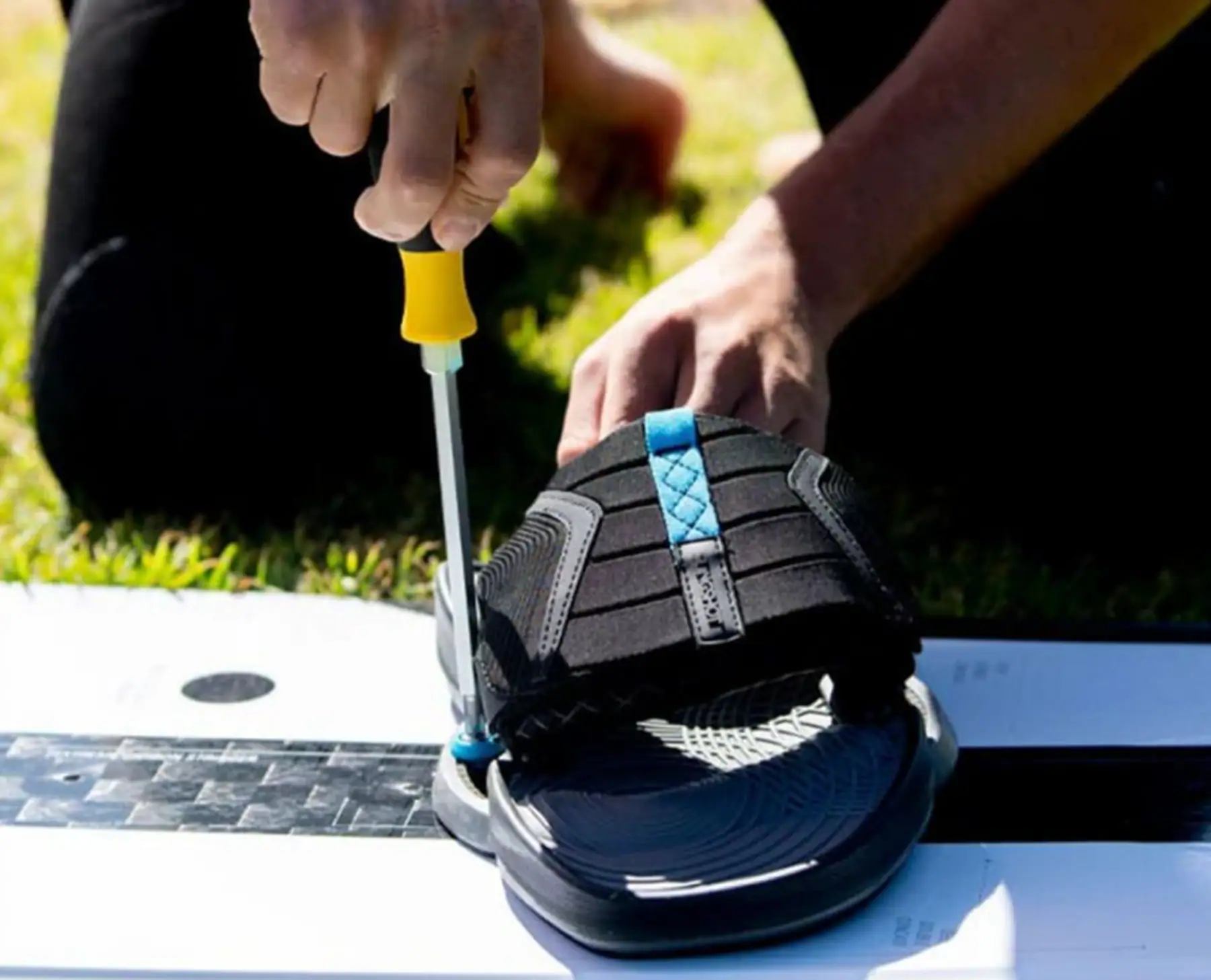Slingshot Dually V5 Kiteboard Footstraps | SkatePro