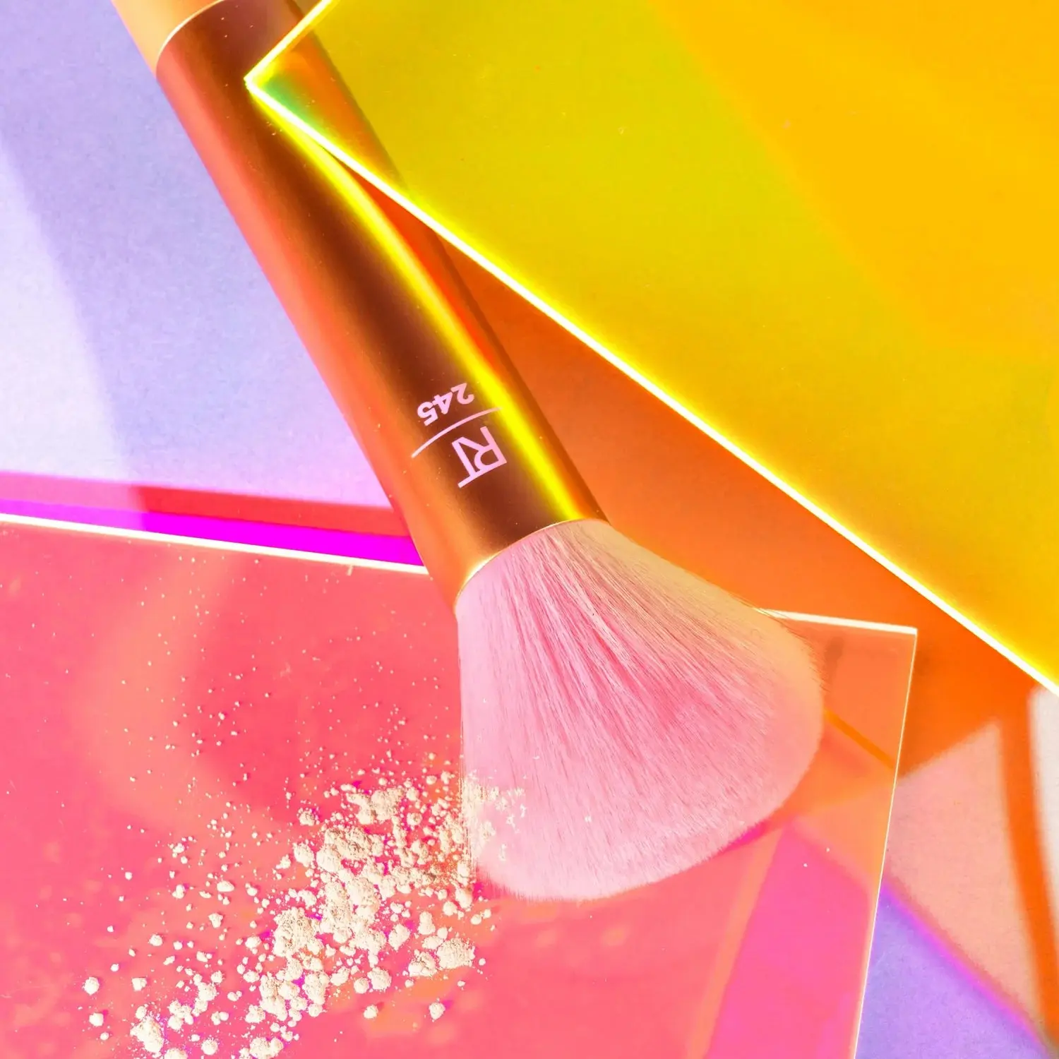 Hyperbrights Glow Off Multitasking Brush